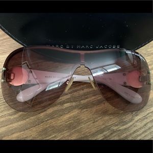 Marc by Marc Jacobs glasses. Gently used. Good condition.